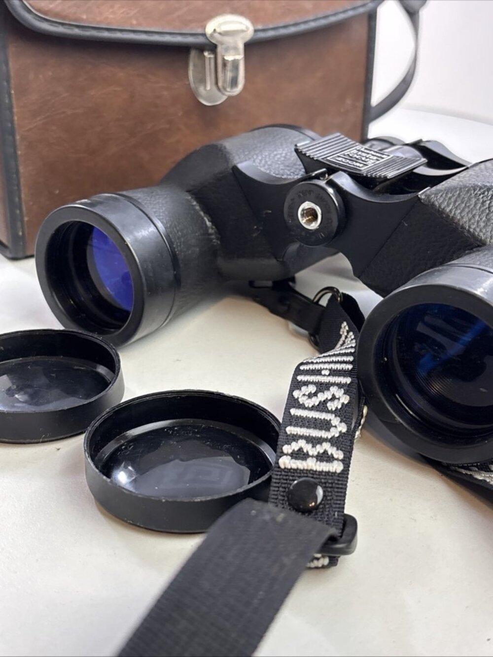 Vintage Bushnell Binoculars Insta Focus Zoom 7x21 Power With Case - Picture 7 of 8